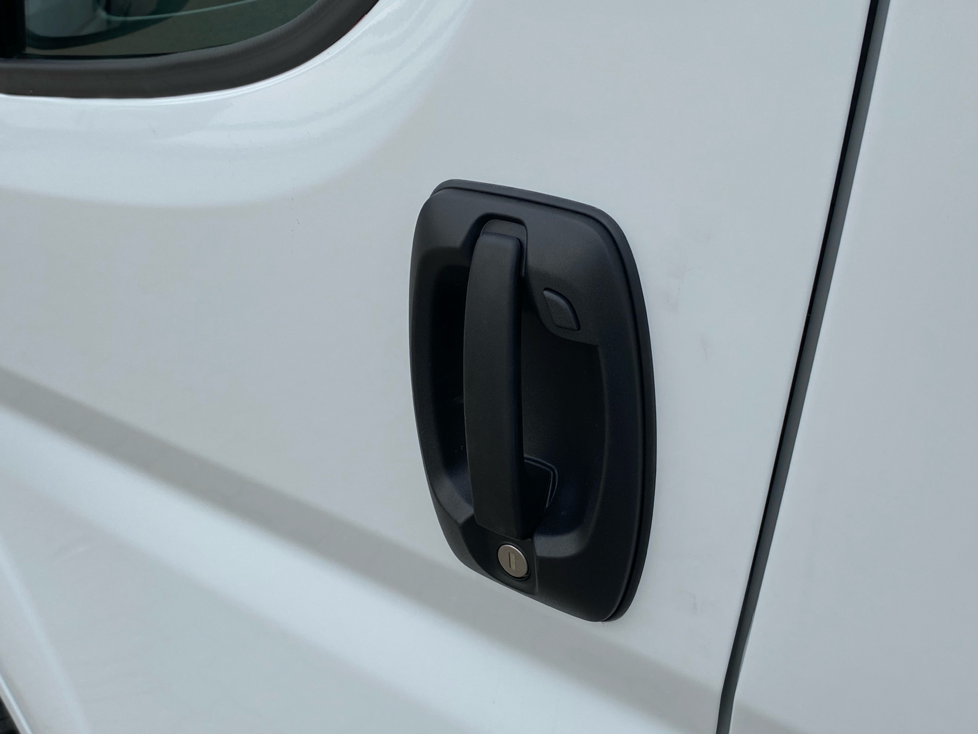 Hvid Fiat Ducato fra 2025