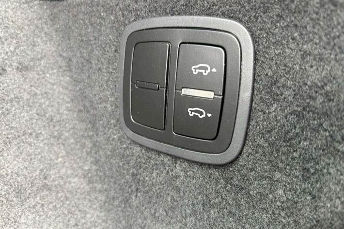 Blå Porsche Macan S fra 2018