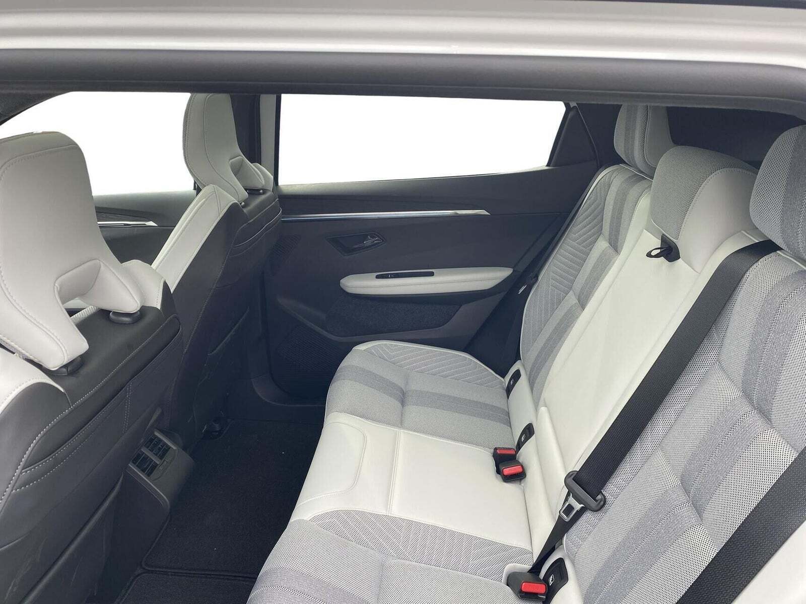 Renault Scenic E-Tech 87 Iconic