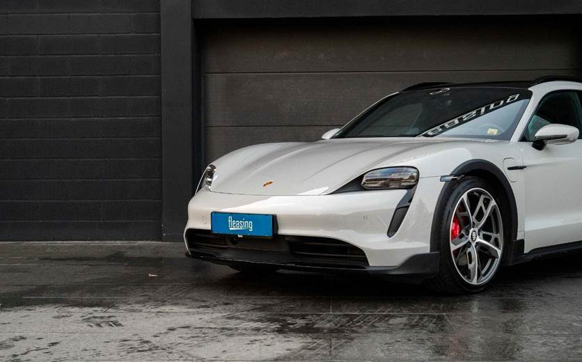 Porsche Taycan 4S