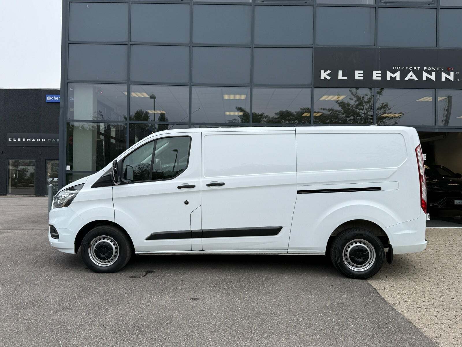 Ford Transit Custom 300L 2,0 TDCi 130 Trend