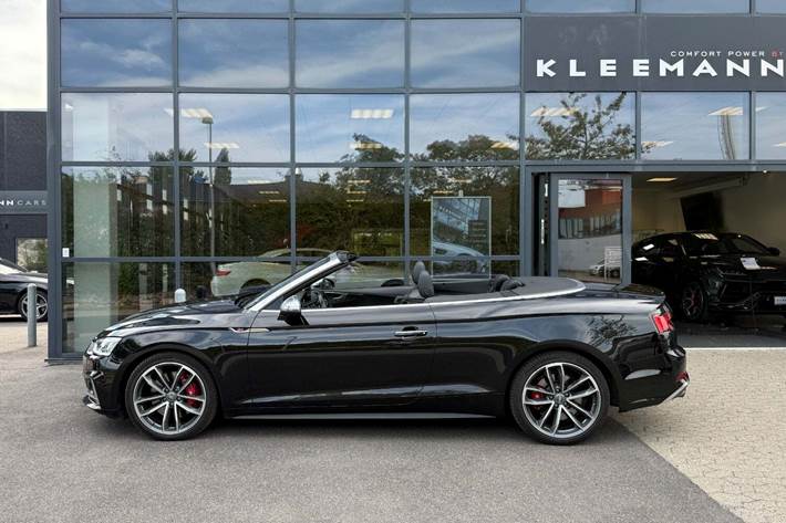 Sort Audi S5 fra 2017