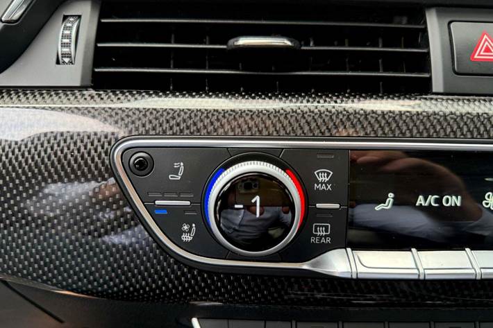 Sort Audi S5 fra 2017