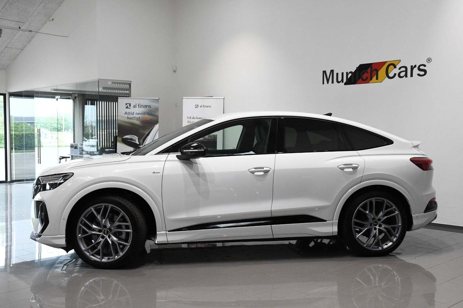 Audi Q4 e-tron 40 S-line Sportback