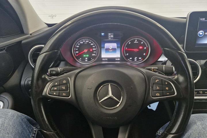 Sort Mercedes C200 d fra 2016