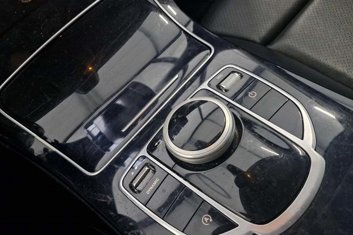 Sort Mercedes C200 d fra 2016