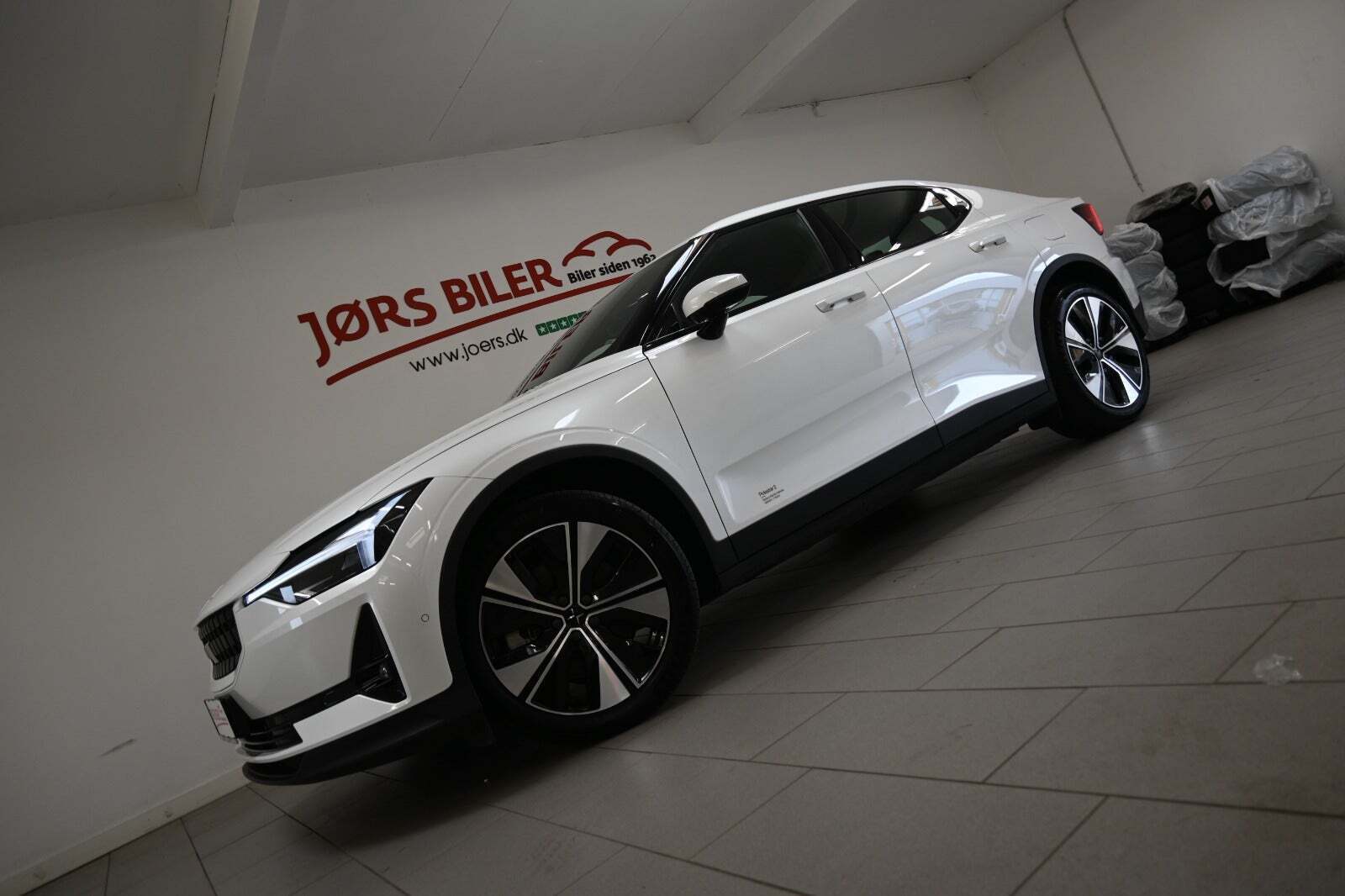 Hvid Polestar 2 fra 2023