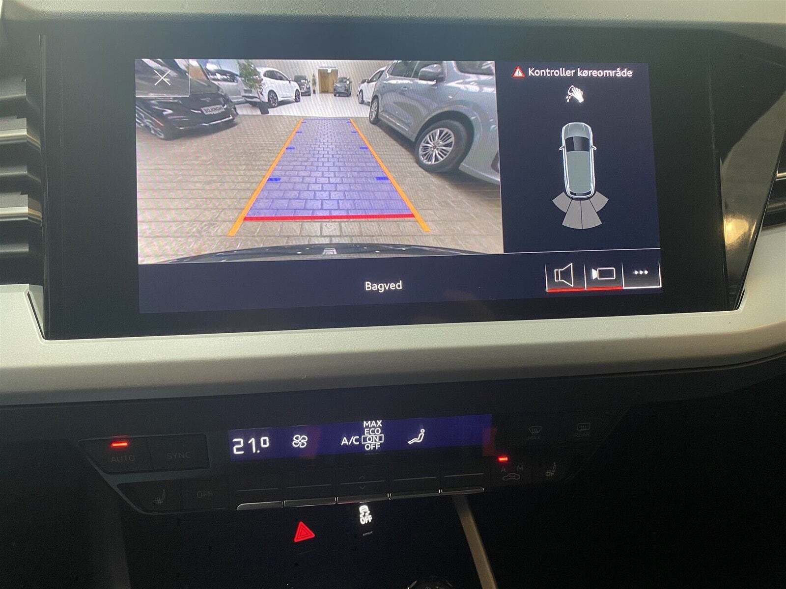 Sort Audi Q4 e-tron fra 2022