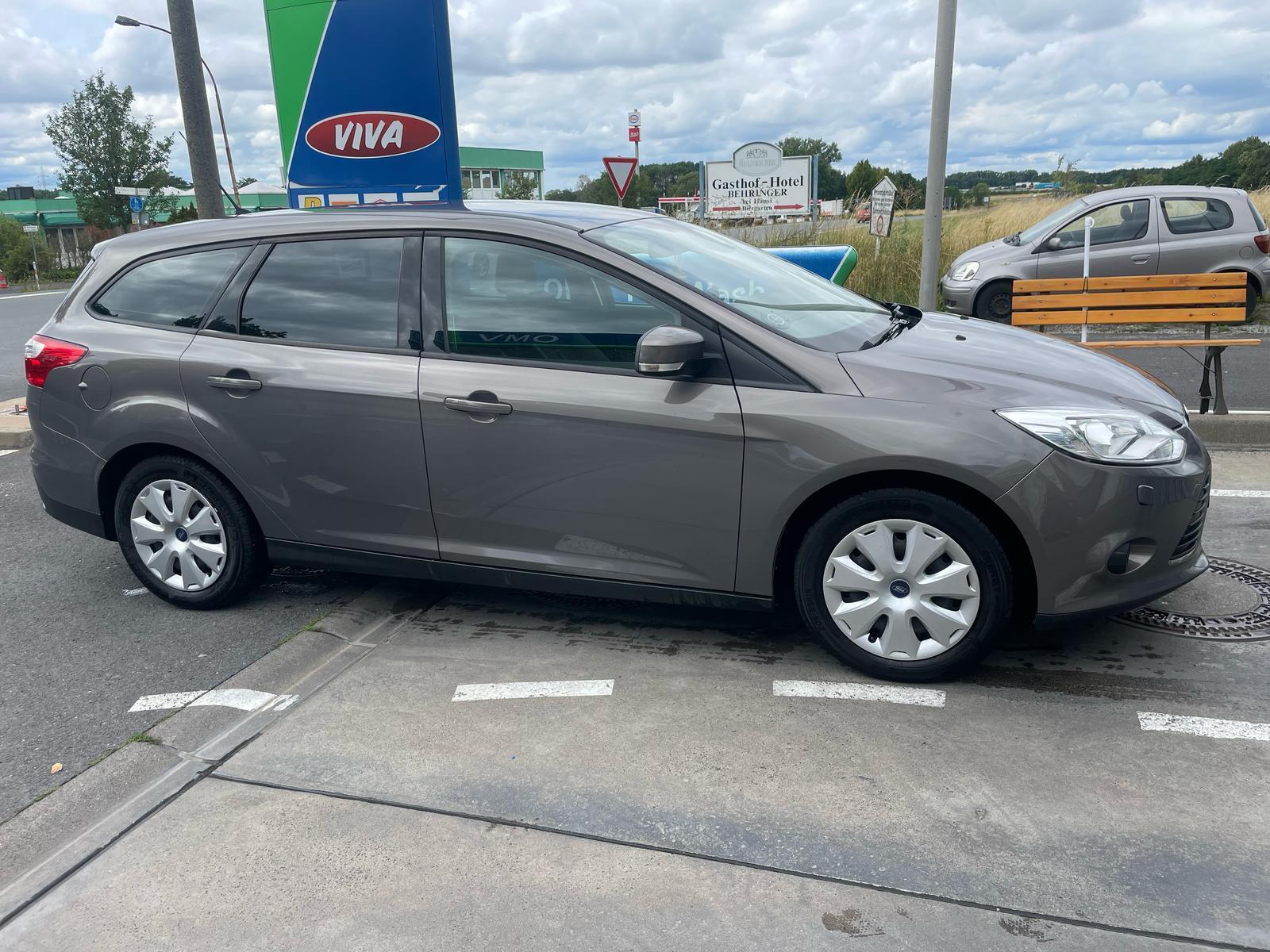 undefined Ford Focus Cabriolet fra 2013