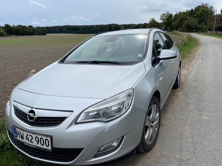 Opel ASTRA ELG PT 130 Aut 1,4 T
