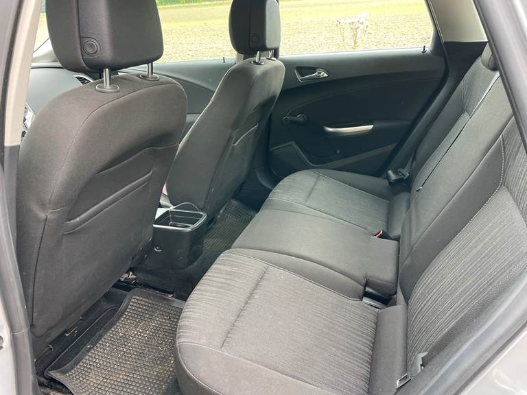 Opel ASTRA ELG PT 130 Aut 1,4 T