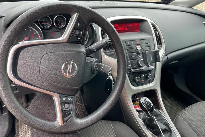 undefined Opel ASTRA ELG PT 130 Aut fra 2011