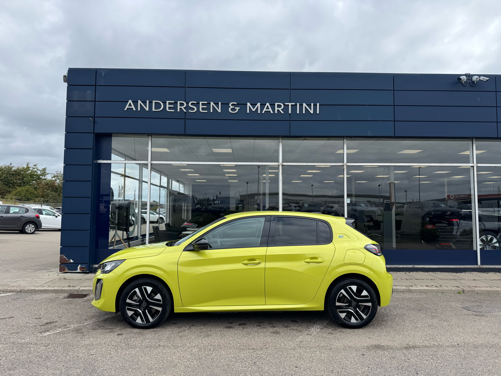 Peugeot e-208 EL Style 136HK 5d Aut.