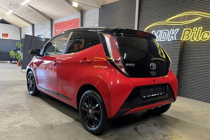 undefined Toyota Aygo fra 2015
