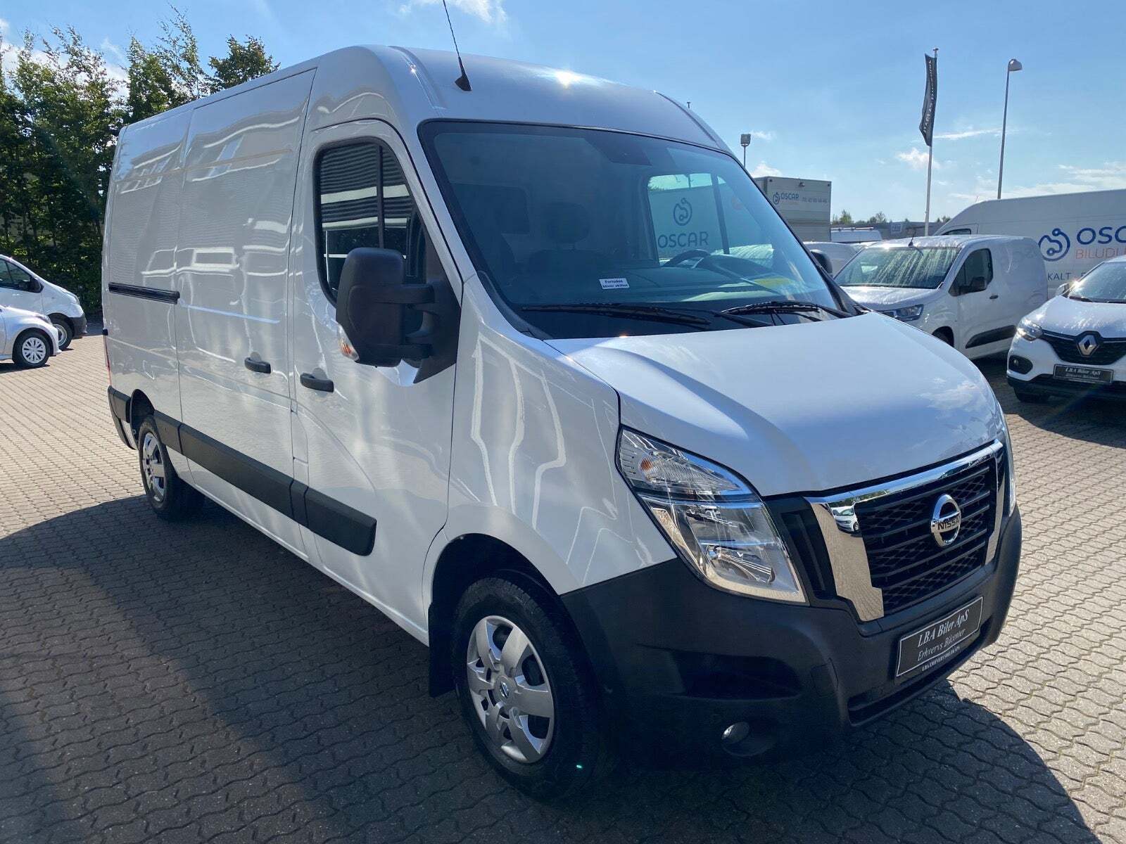 Nissan Interstar 2,3 dCi 150 L2H2 Acenta Van