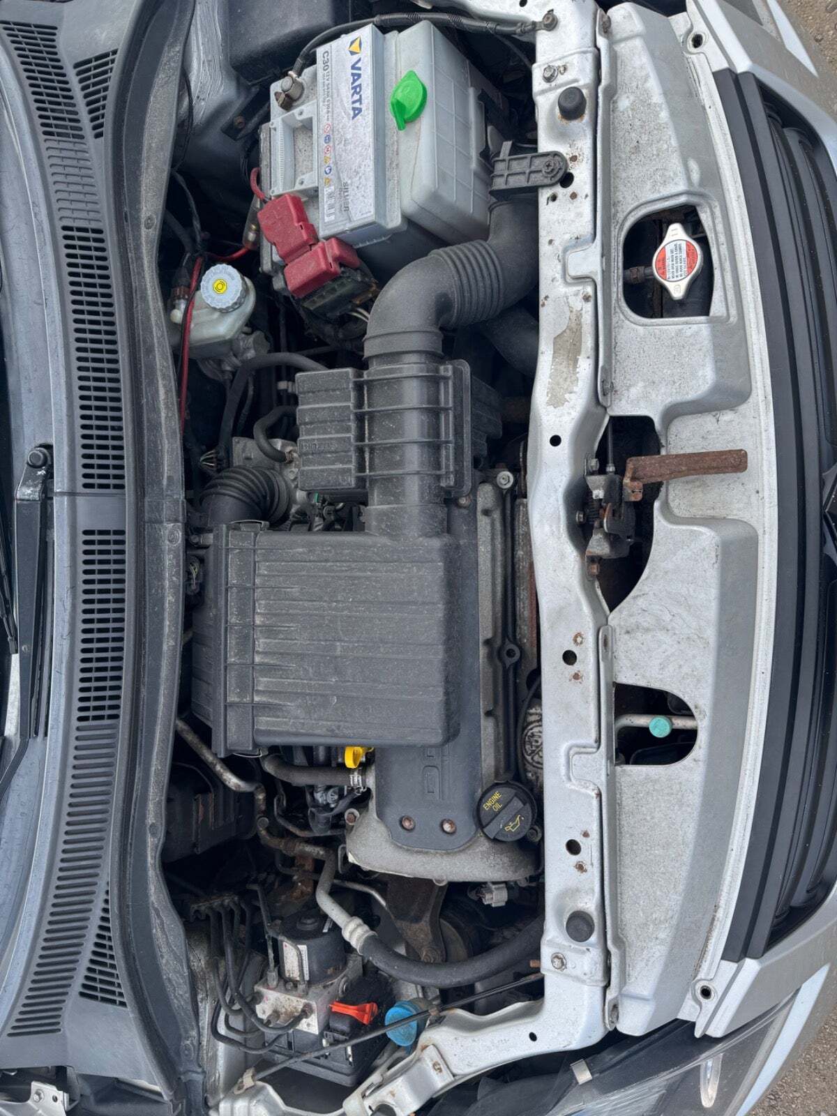 Sølv Suzuki Swift fra 2011