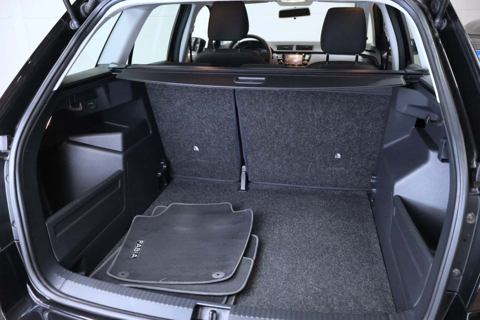 Sort Skoda Fabia fra 2019