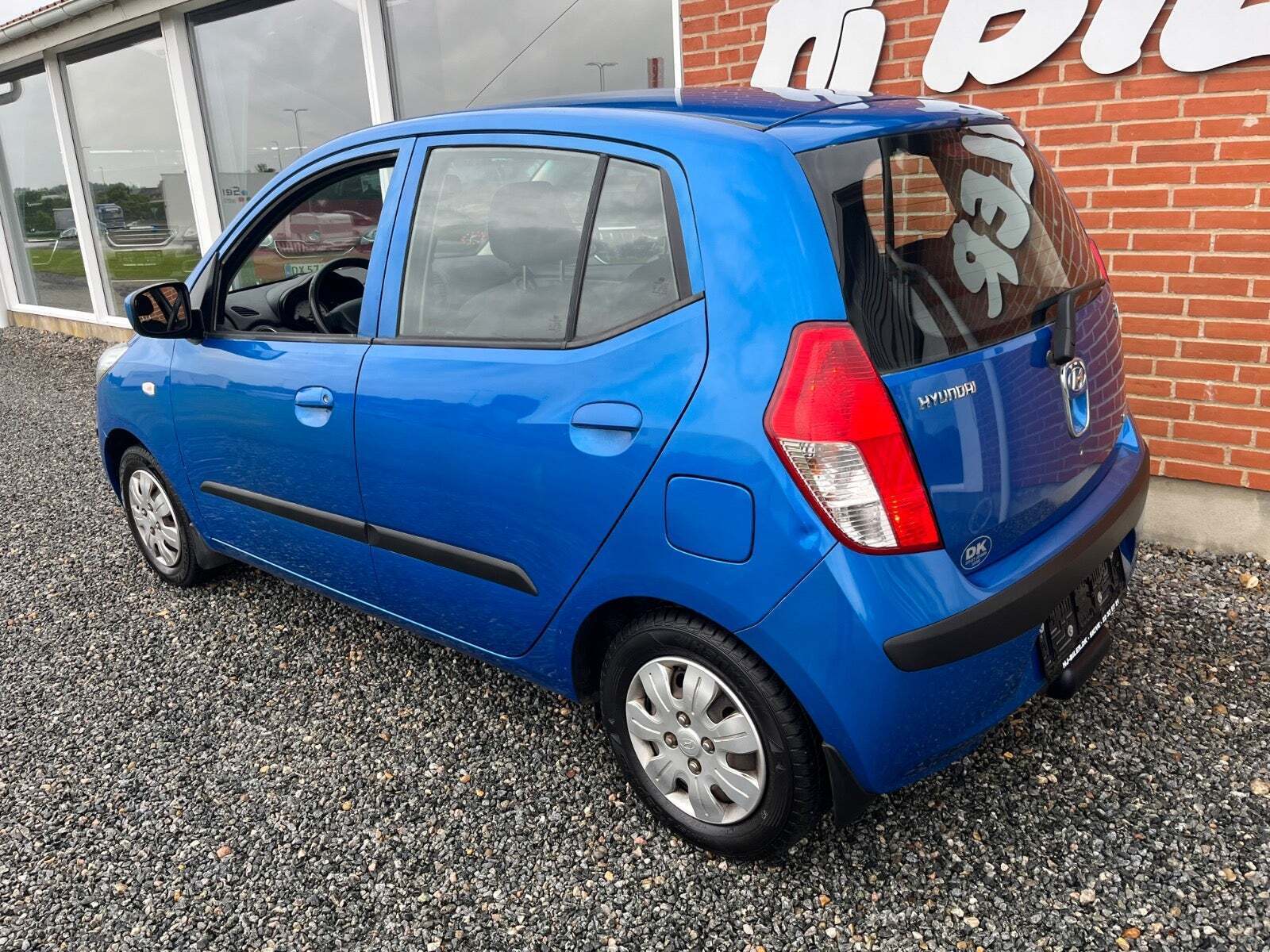 Blå Hyundai i10 fra 2009