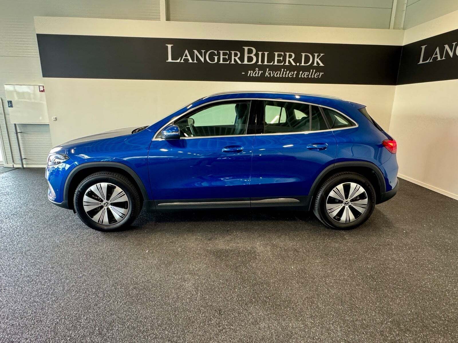 Mercedes EQA300 Progressive 4Matic