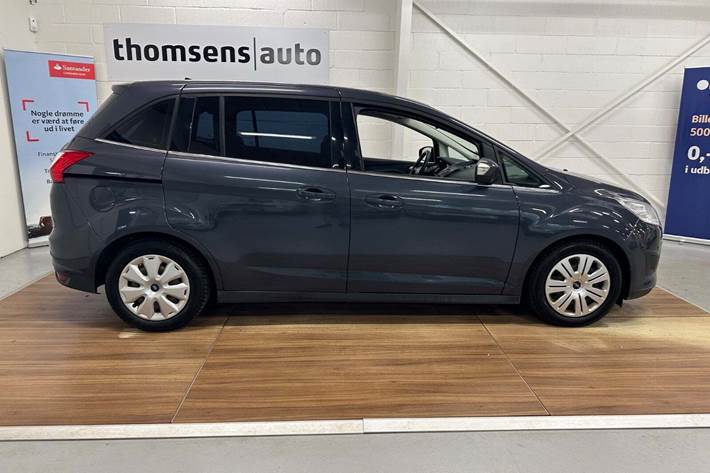 Grå Ford Grand C-Max fra 2013