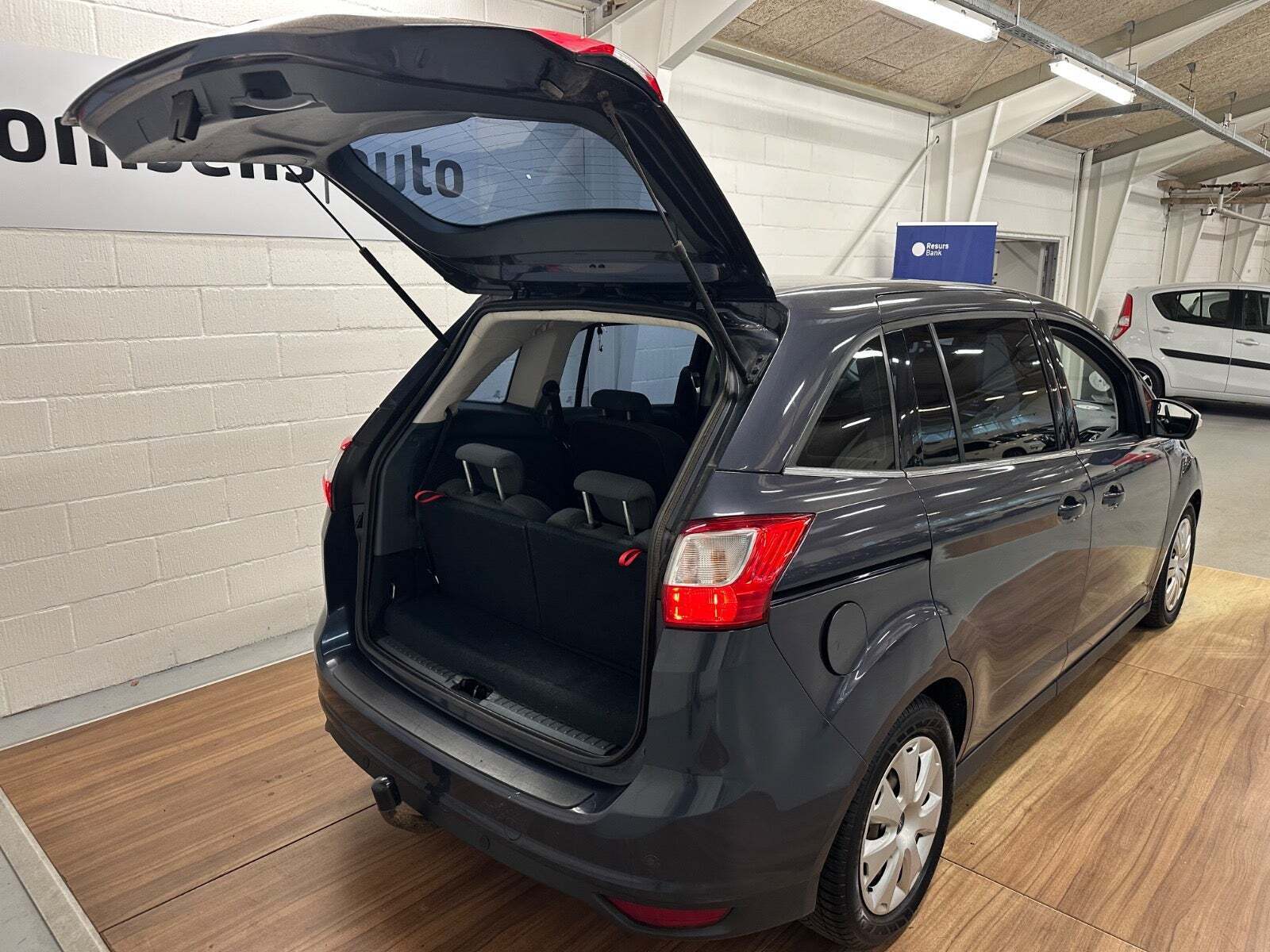 Ford Grand C-Max 1,0 SCTi 125 Titanium 7prs