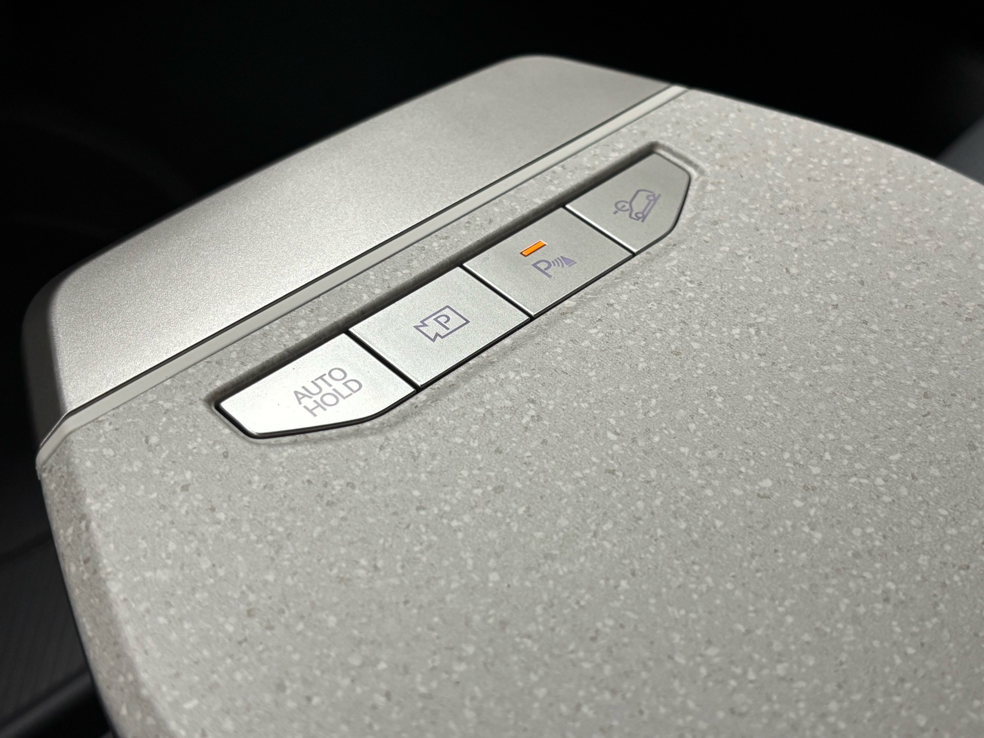 Grå Kia EV3 fra 2025