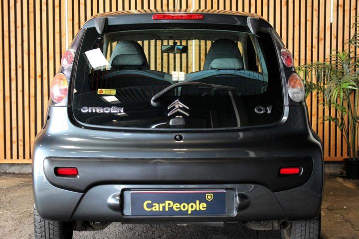 Grå Citroën C1 fra 2010