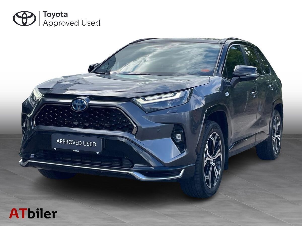 Sort Toyota RAV4 Plug-in fra 2023 set udefra