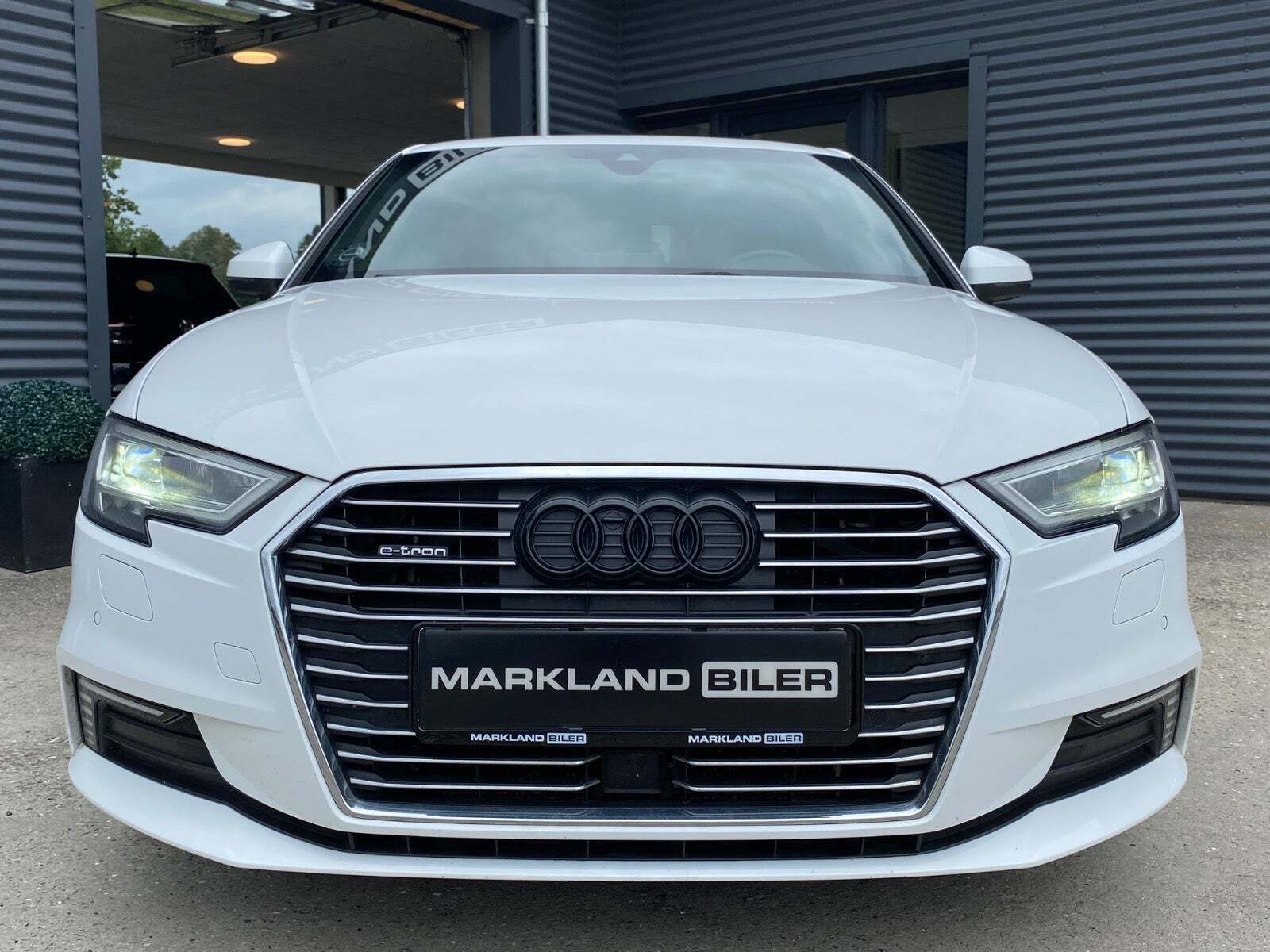 Hvid Audi A3 fra 2017