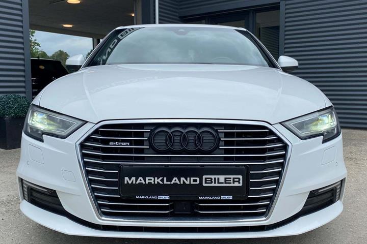 Hvid Audi A3 fra 2017