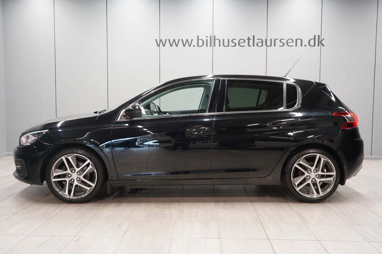 Peugeot 308 1,2 e-THP 130 Allure Sky