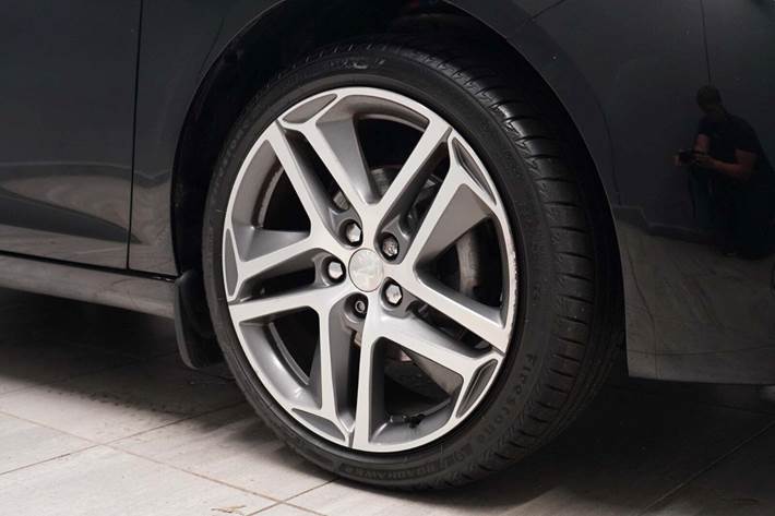 Sort Peugeot 308 fra 2018