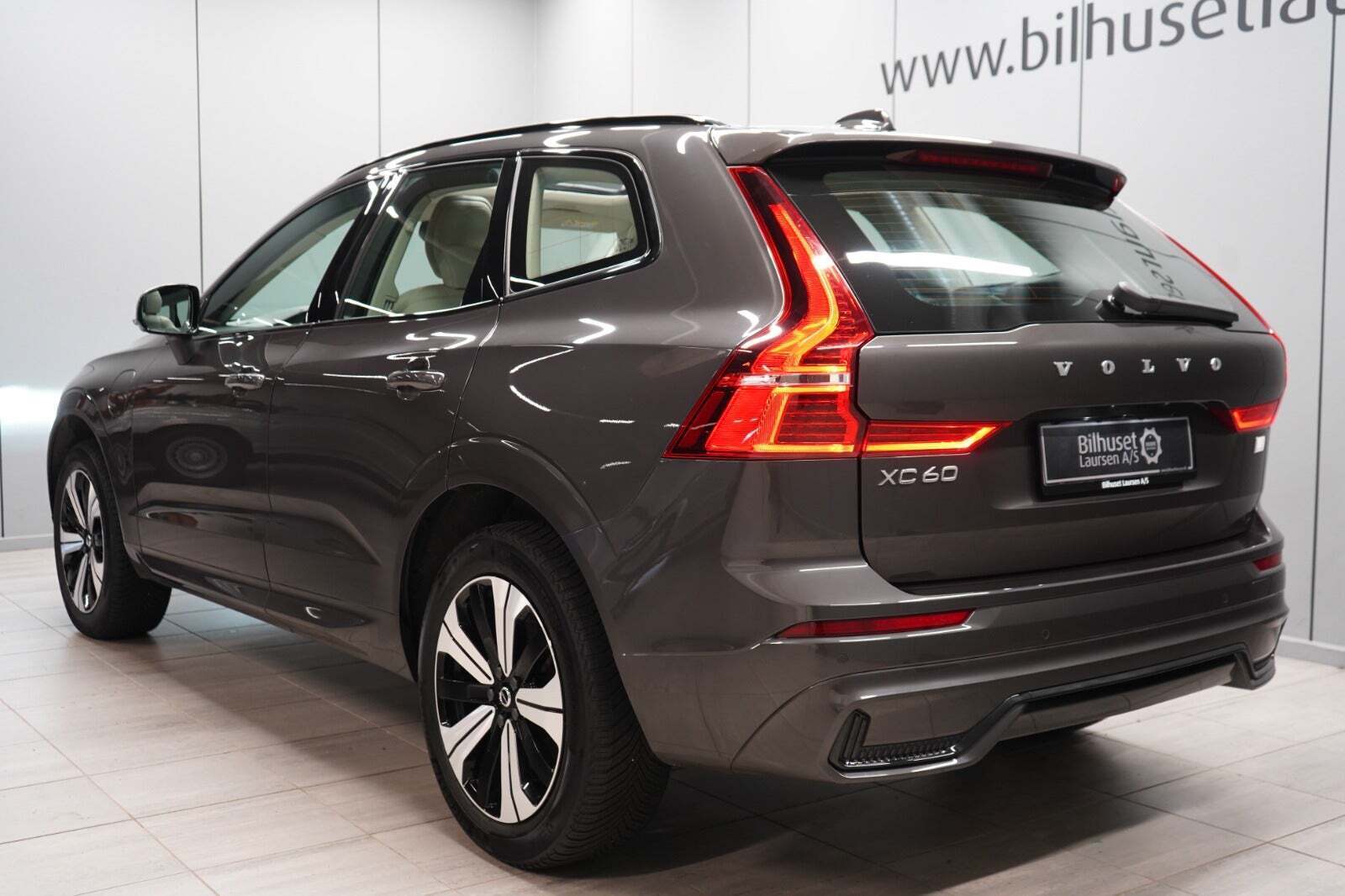 Volvo XC60 2,0 T6 ReCharge Plus Dark aut. AWD