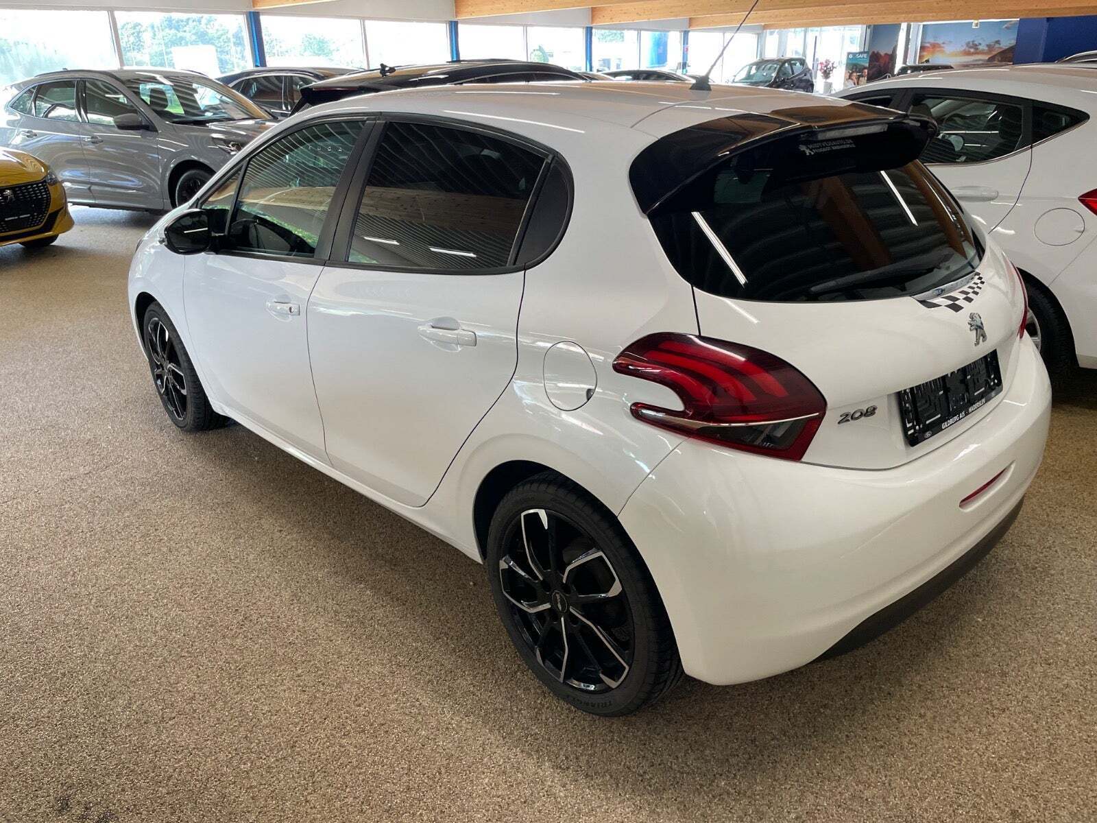Peugeot 208 1,2 VTi 82 Active