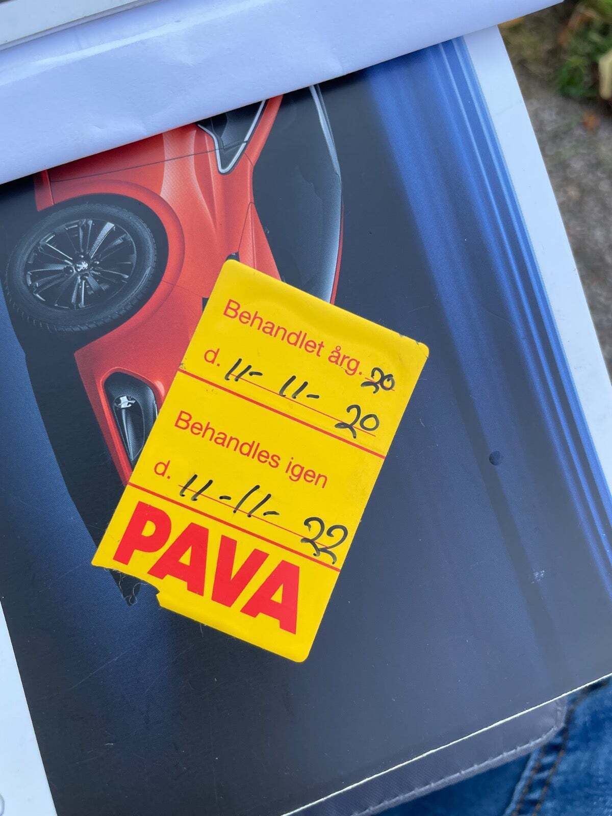 Hvid Peugeot 208 fra 2015