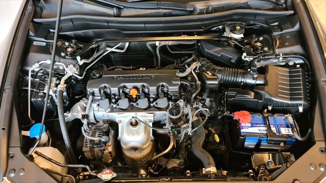 Grå Honda Accord fra 2010