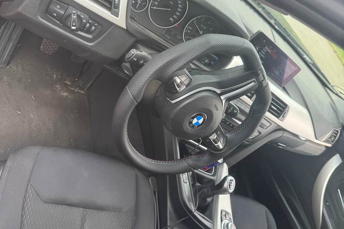 Sort BMW 3-Serie fra 2015