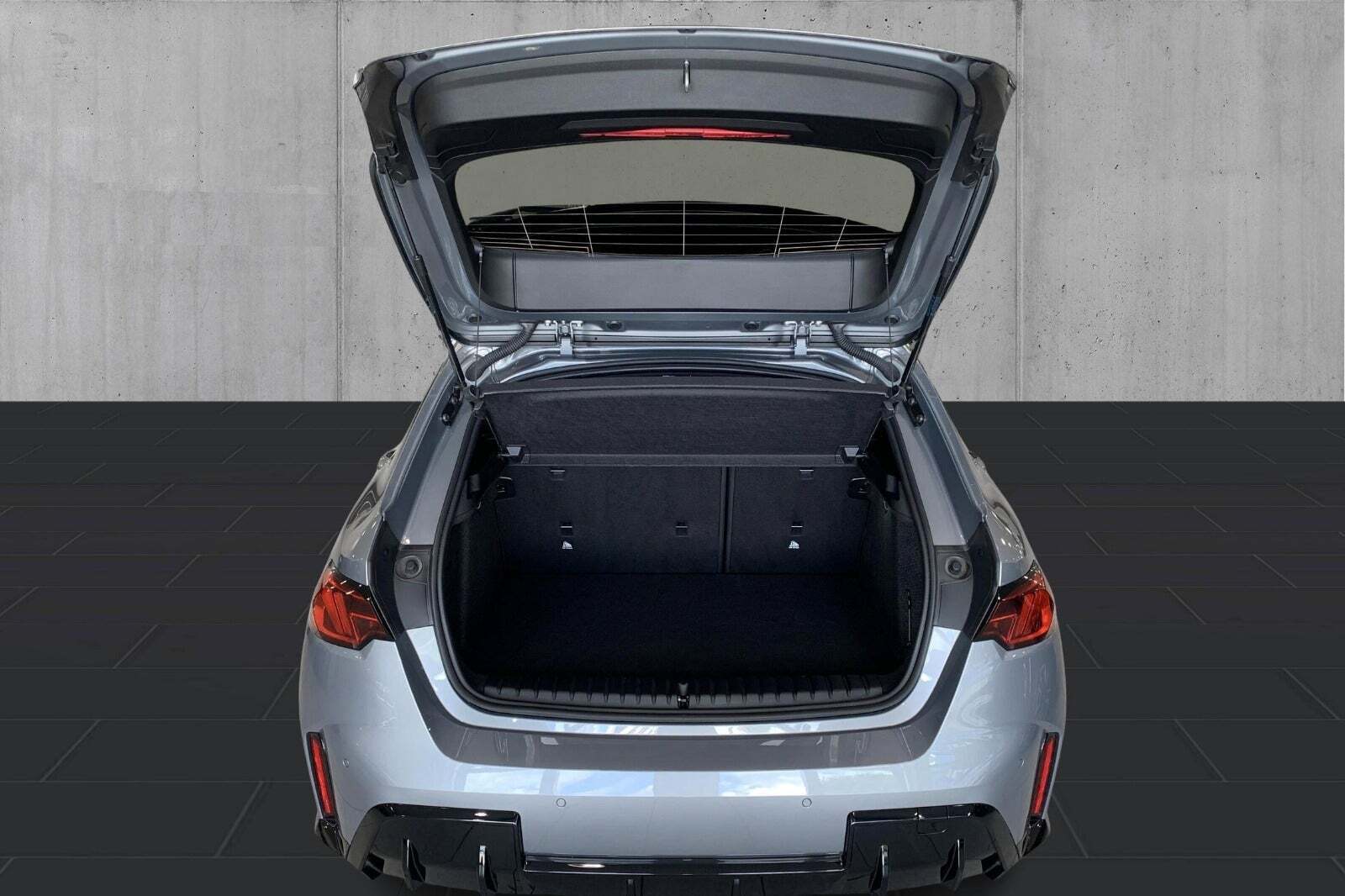 undefined BMW 120i fra 2025 set udefra