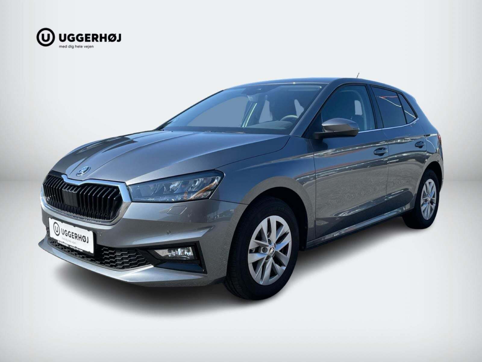 Grå Skoda Fabia fra 2023 set udefra