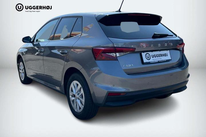 Grå Skoda Fabia fra 2023