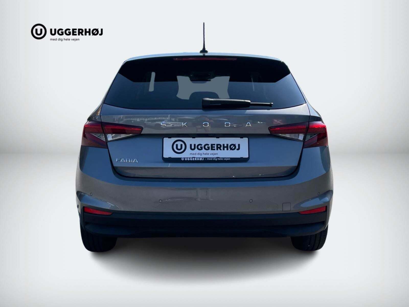 Grå Skoda Fabia fra 2023