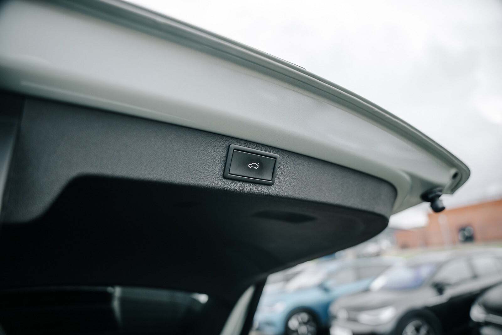 Sølv Skoda Enyaq fra 2021