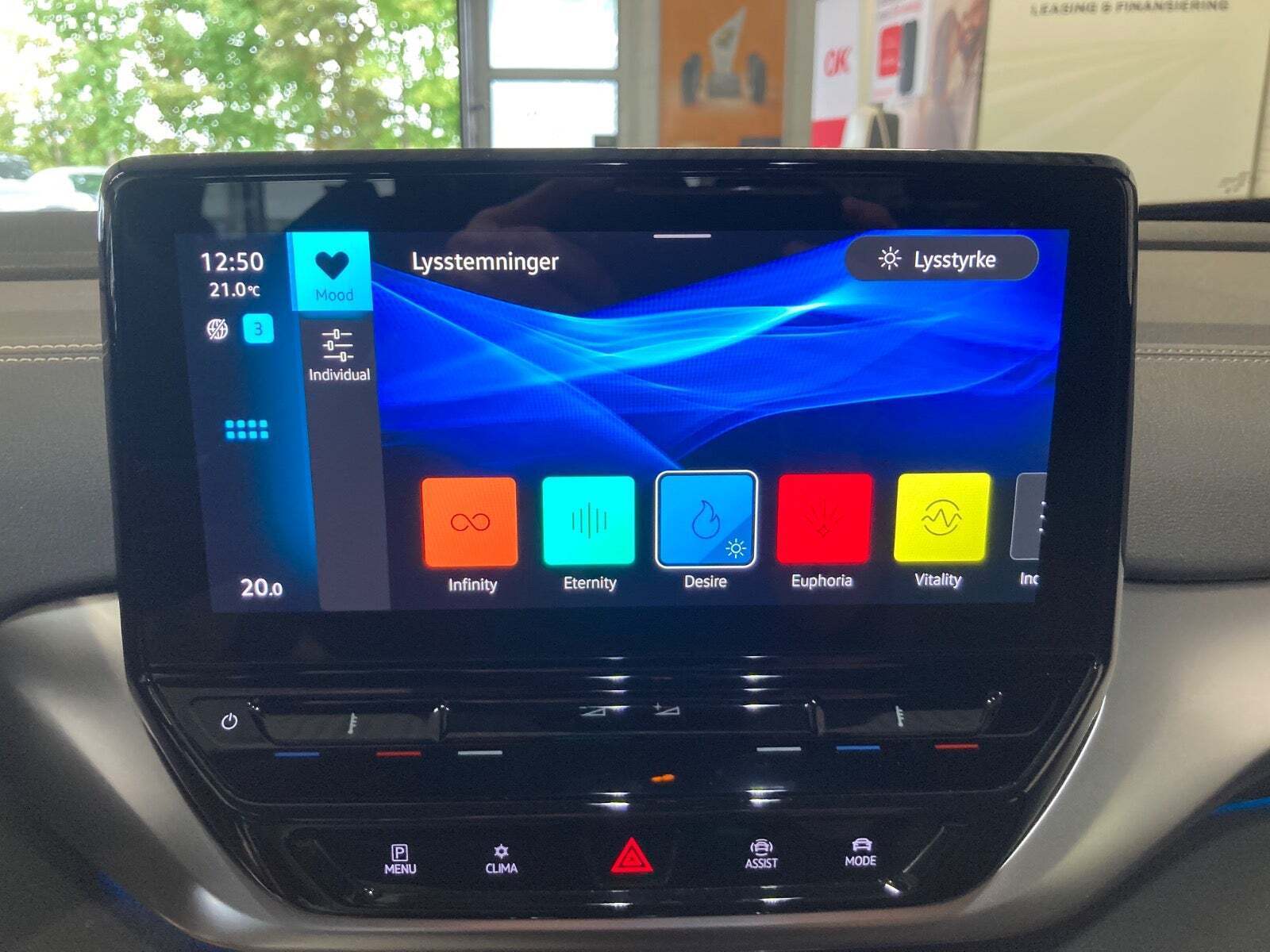Blå VW ID.4 fra 2023