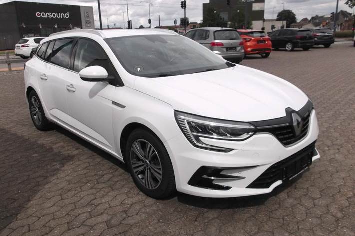 Hvid Renault Megane IV fra 2021