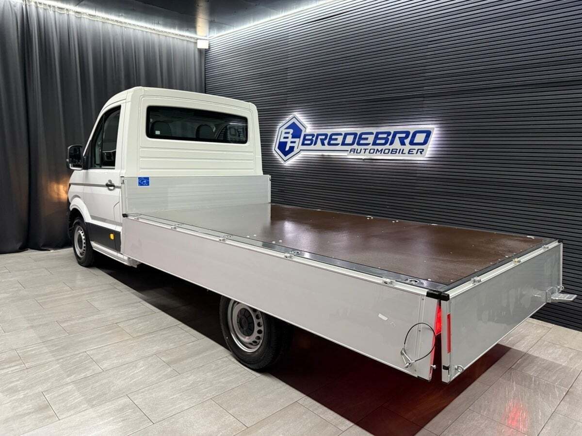 Hvid VW Crafter 35 fra 2024