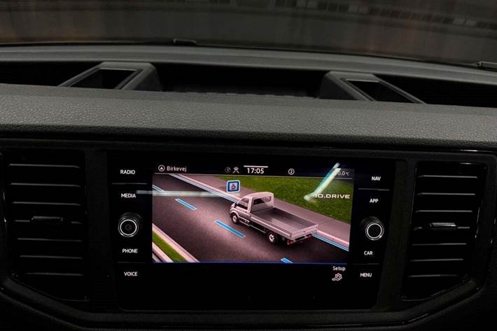 Hvid VW Crafter 35 fra 2024