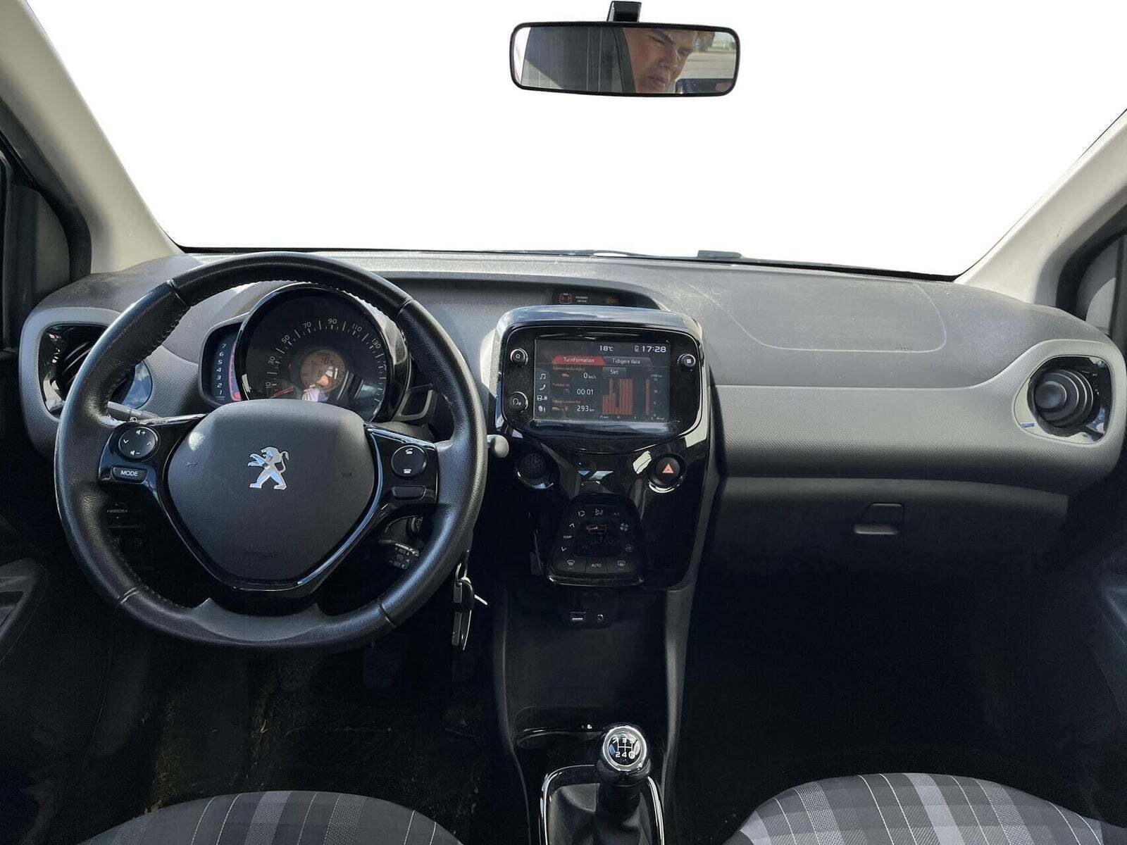 Peugeot 108 1,0 e-VTi 72 Allure+