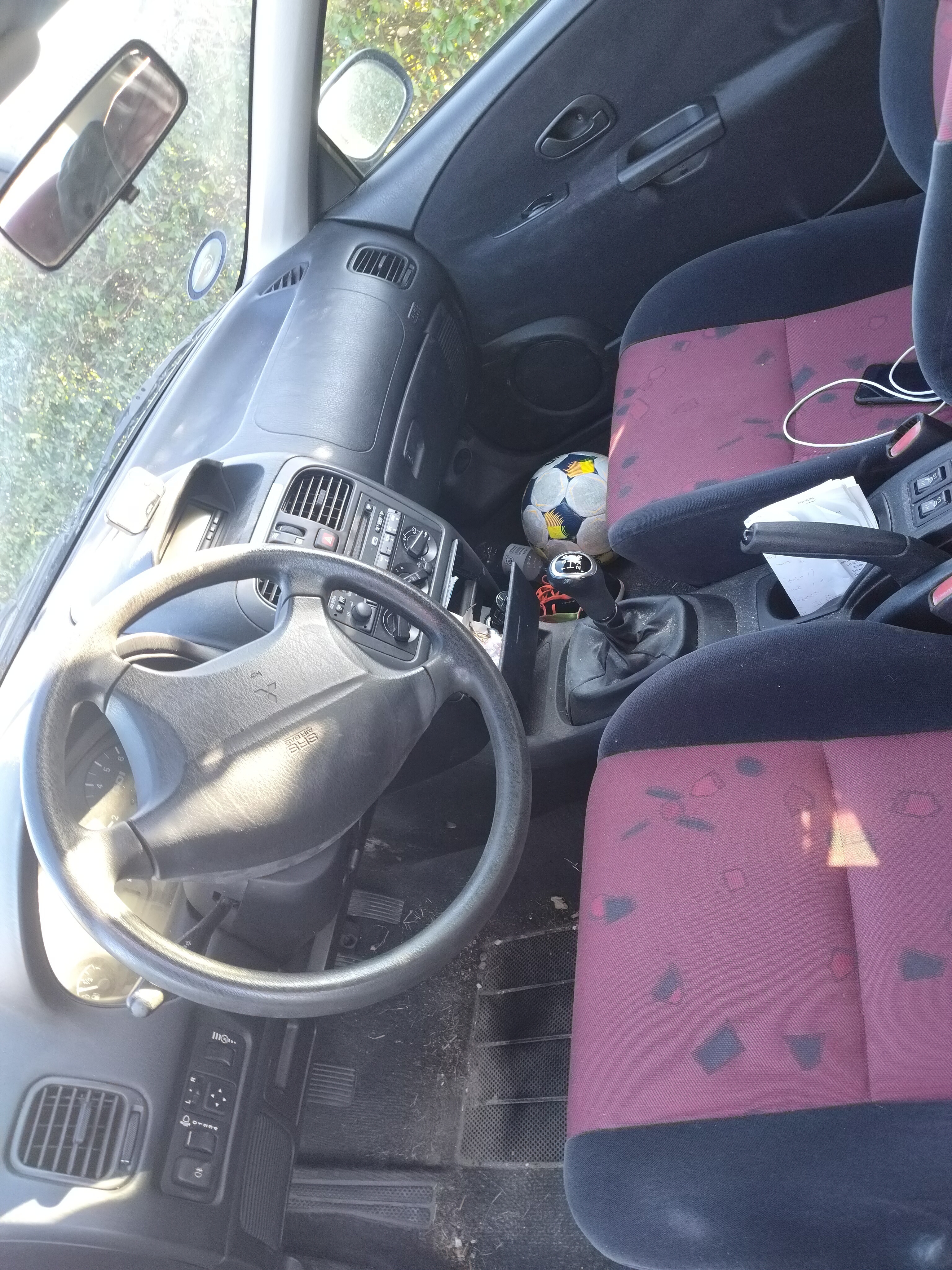 Mitsubishi Carisma 1,8 1,8 GDI