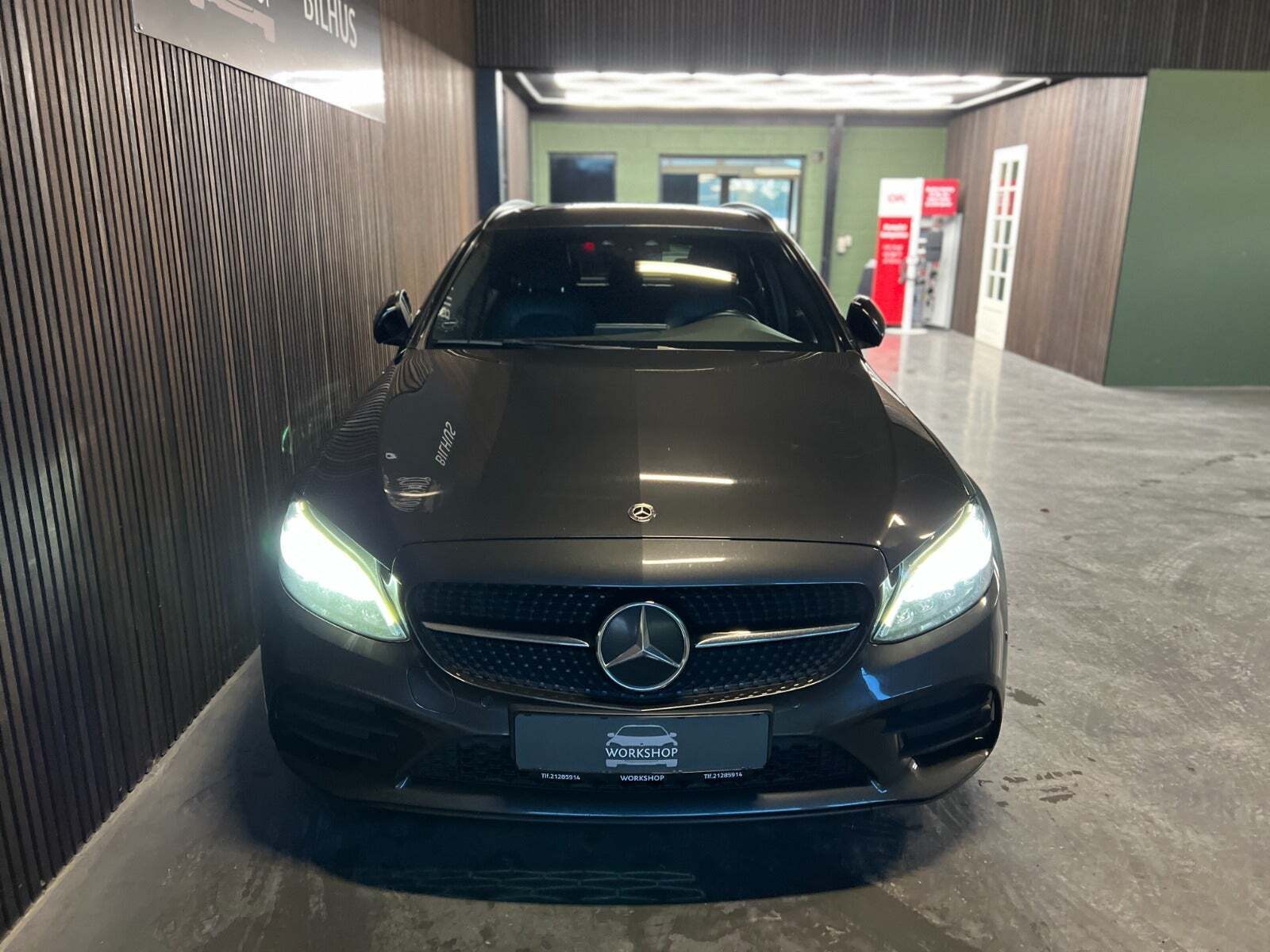 Mercedes C300 de 2,0 AMG Line Night Edition stc. aut.