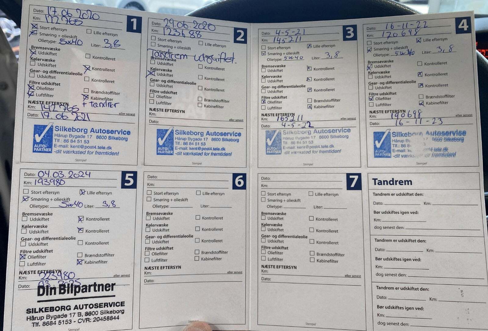 Hvid Renault Clio III fra 2012